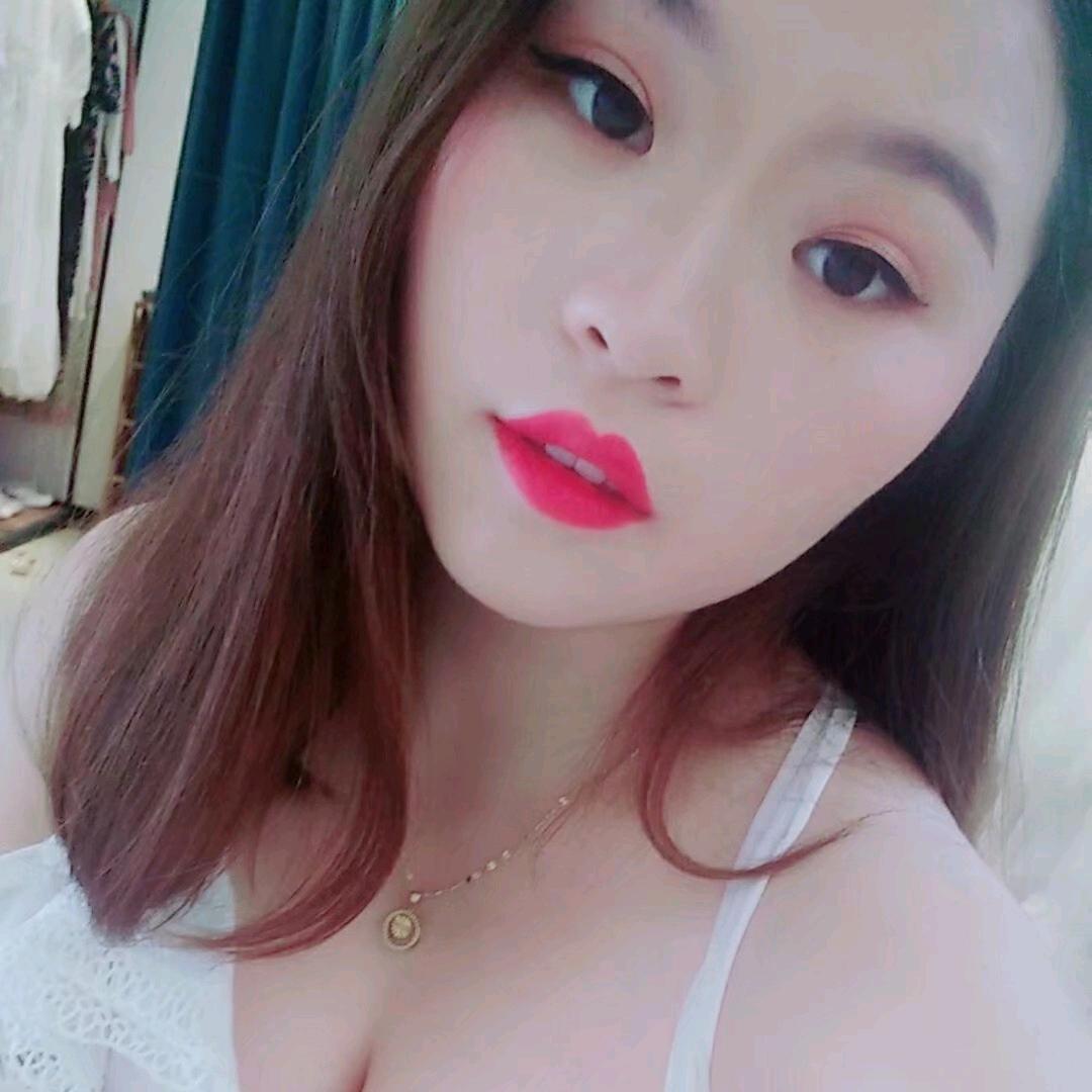 景洪塔吊司机朱姐