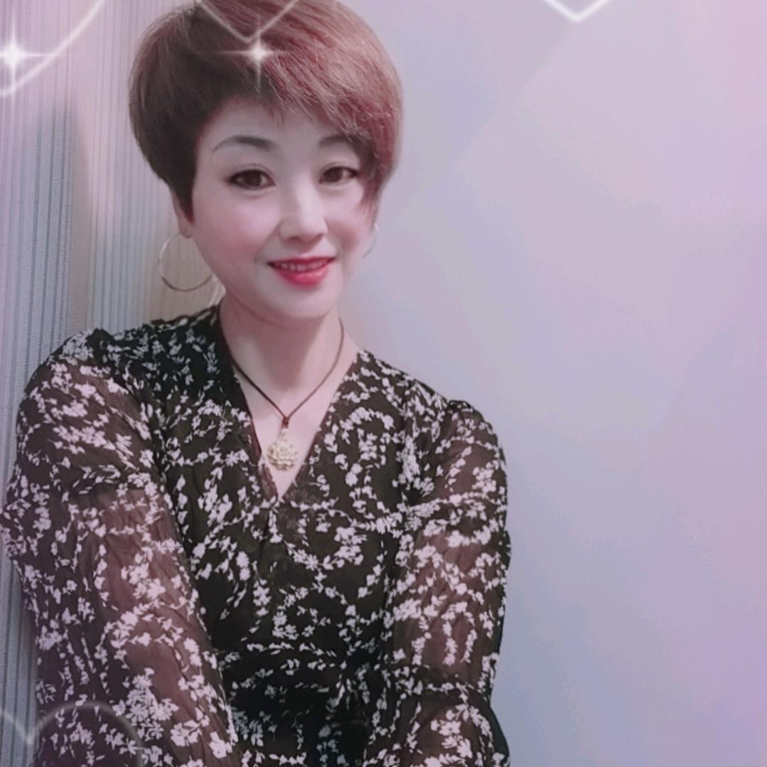 遂昌王芳王群俩姐妹服装店
