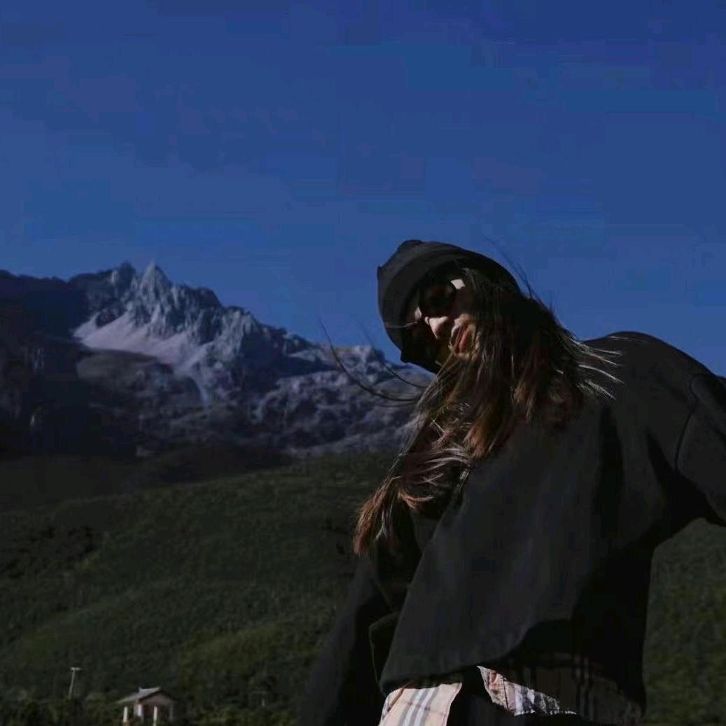 白鸭今天好好做LOGO了吗