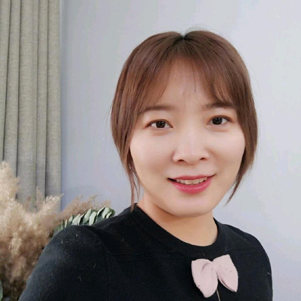 张敏在兰州卖门