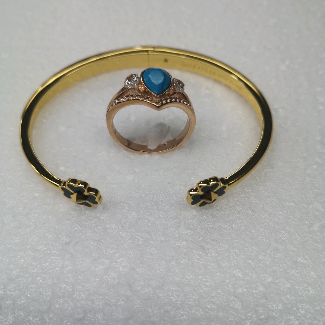 在外那有不想家