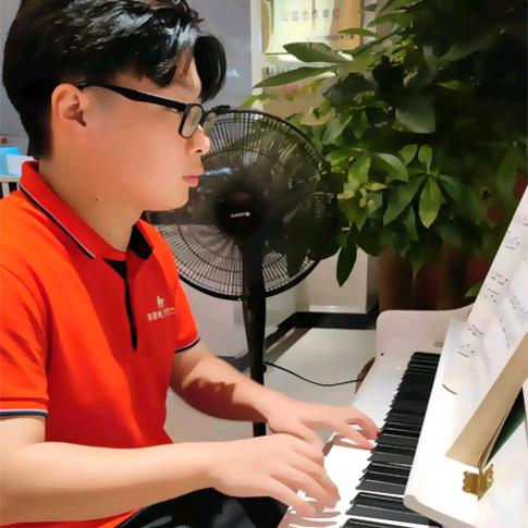 哆蕾咪钢琴艺术