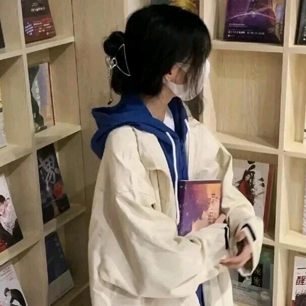 宇宙访客。