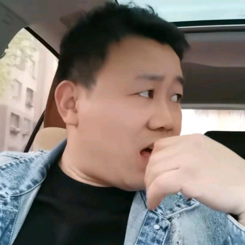 小阿哥   （晚9点10分开播）