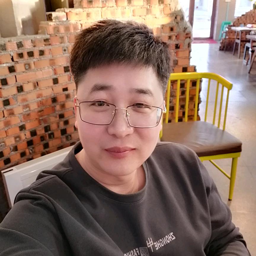 大叔爱旅游爱跑步
