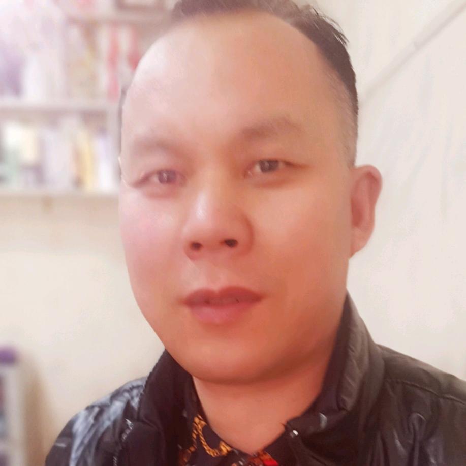 雅丽斯发型设计