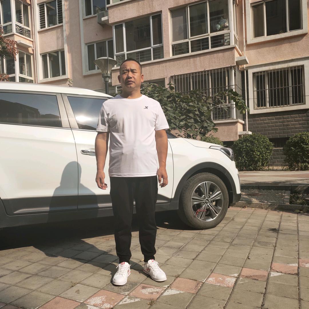 振邦小乔