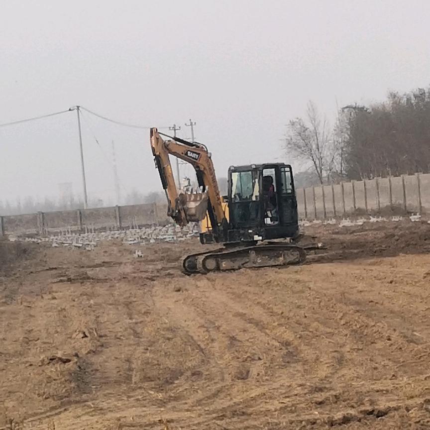 挖机彬哥。。。。