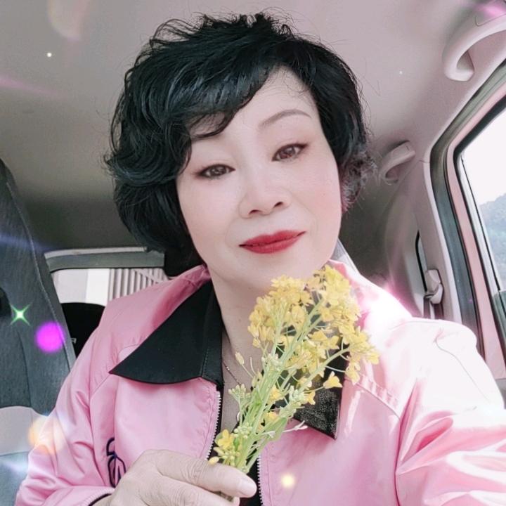 燕子（螎合易居房产中介）