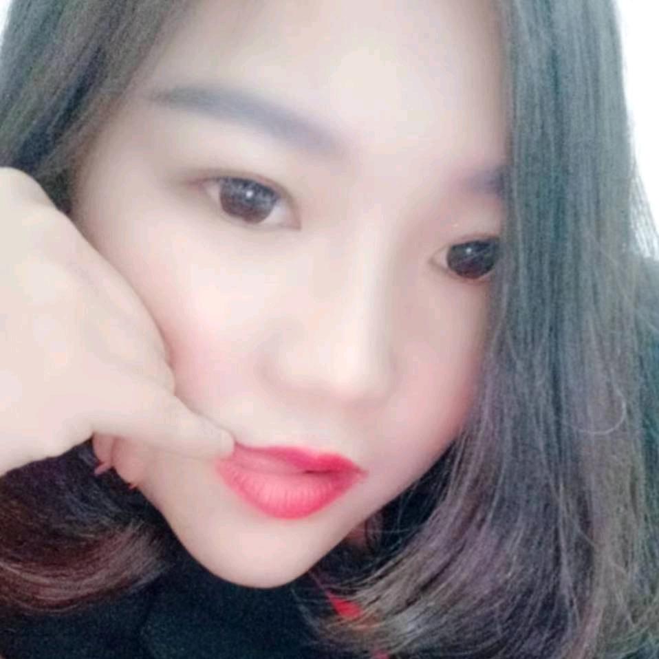 莉莉专业修脚采耳
