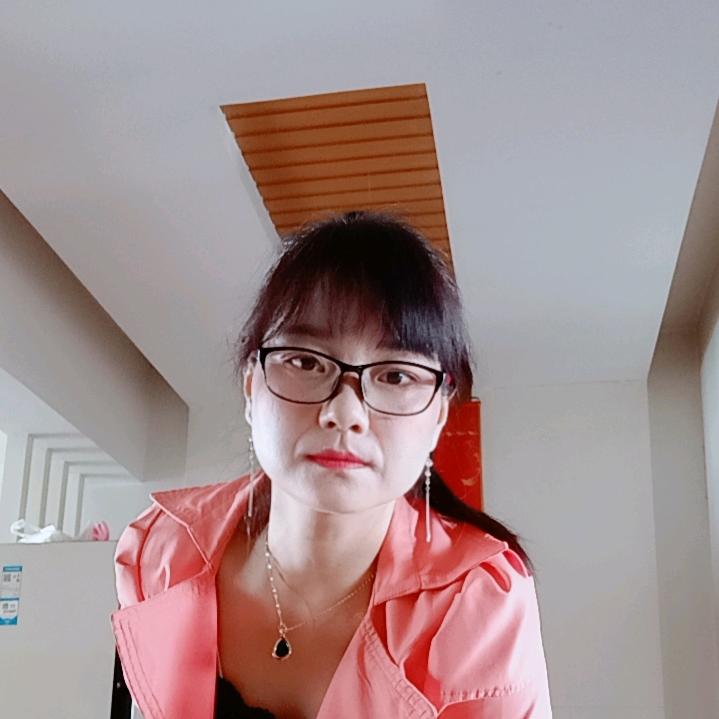 轻轻一笑倾城