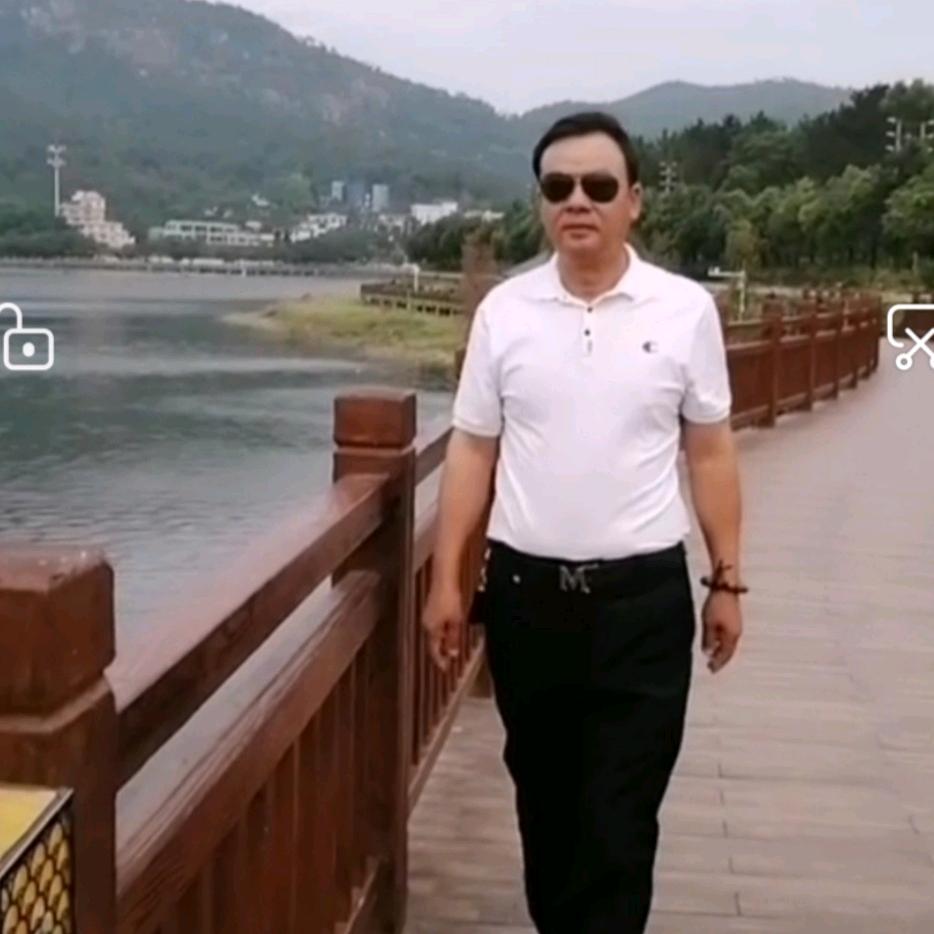 以诚为本（老吴）