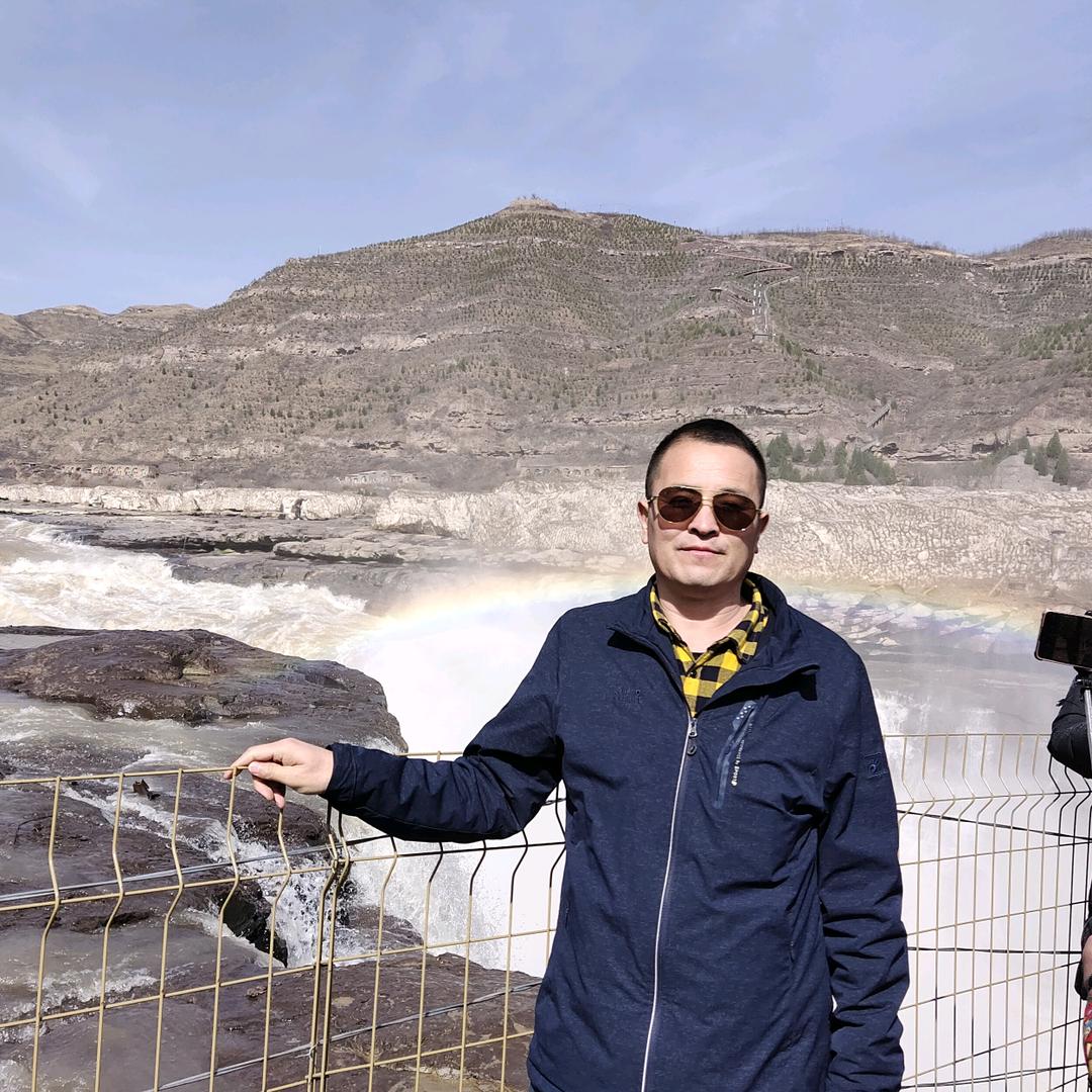 英雄（退伍军人）（旅游大巴50座