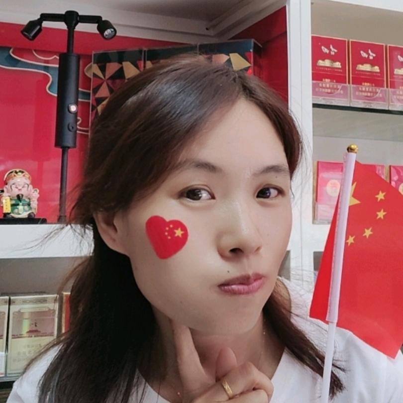 糖糖~带你吃喝玩乐