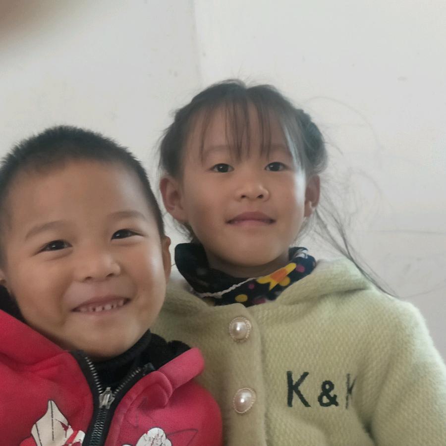 杨子瑢