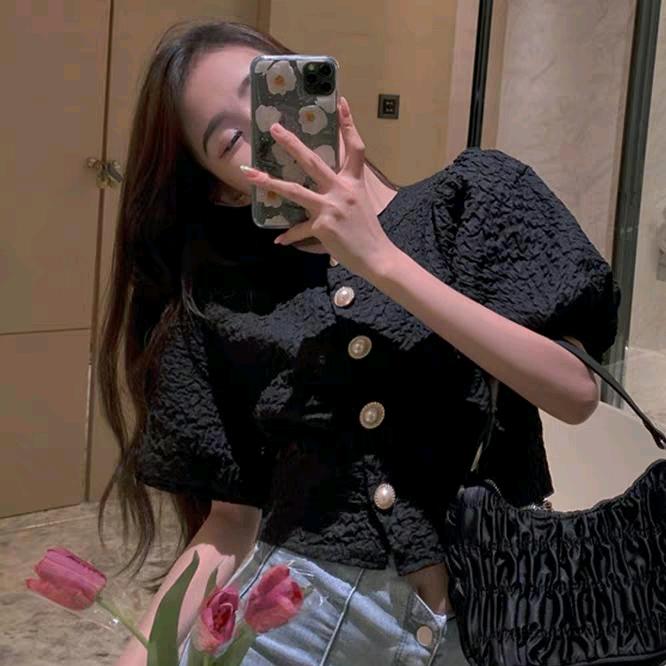 小王爱吃香菜～