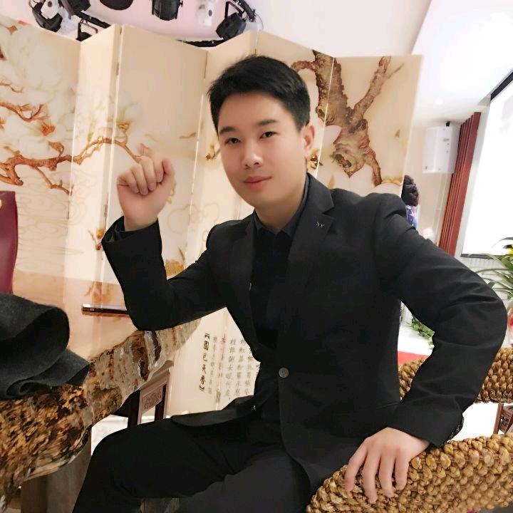 李初一