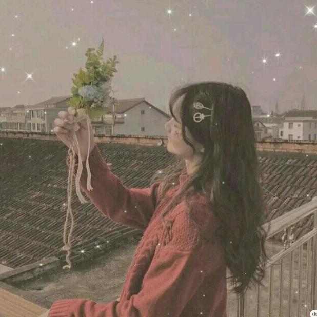 短辫姑娘