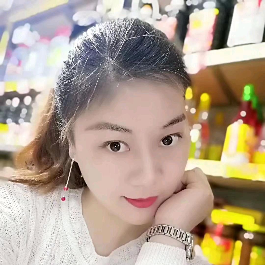 黄书娟  调料老板娘