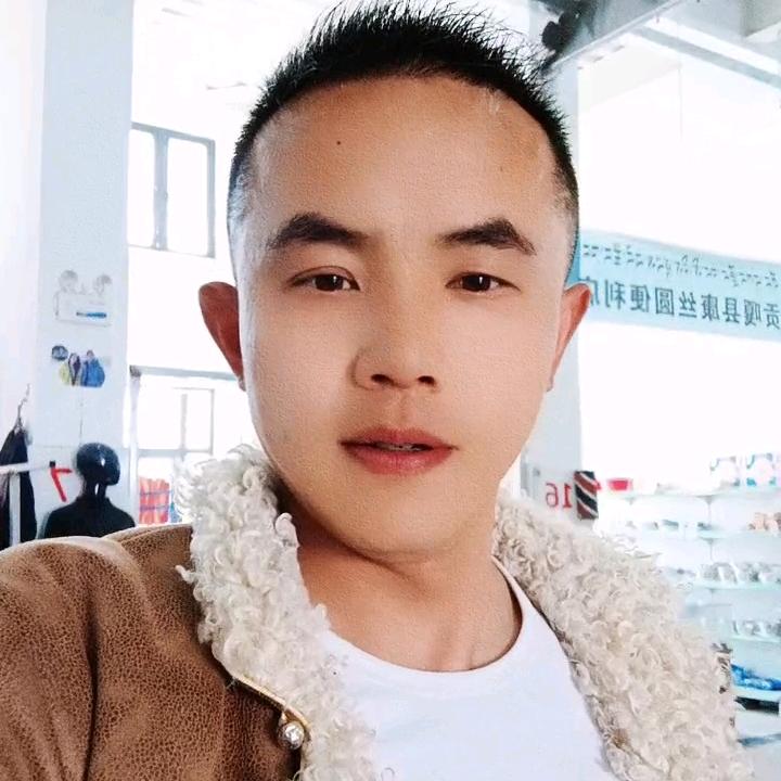 佛前一朵莲，渡劫下凡间！