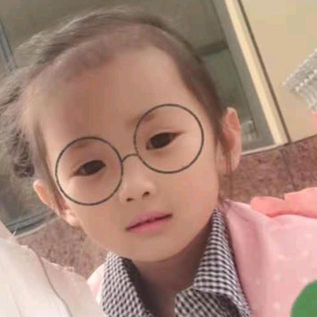 温柔可爱的小馨