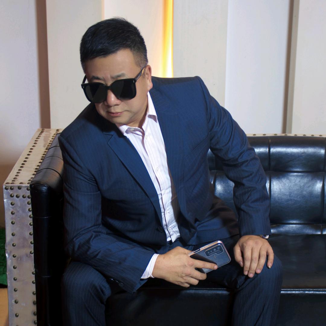 大囯《和平公园国哥》