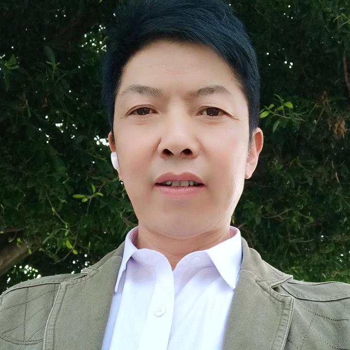军哥，