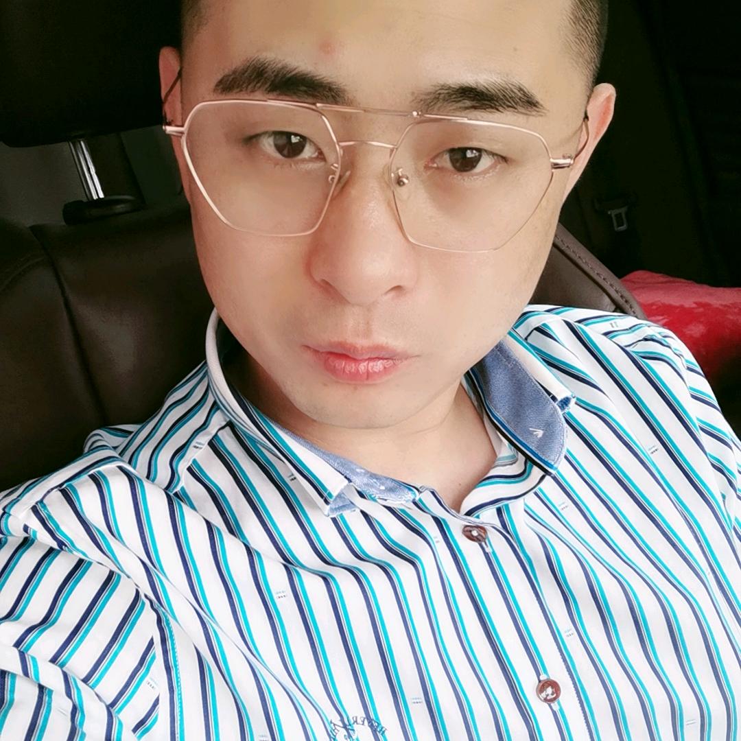 王@龍