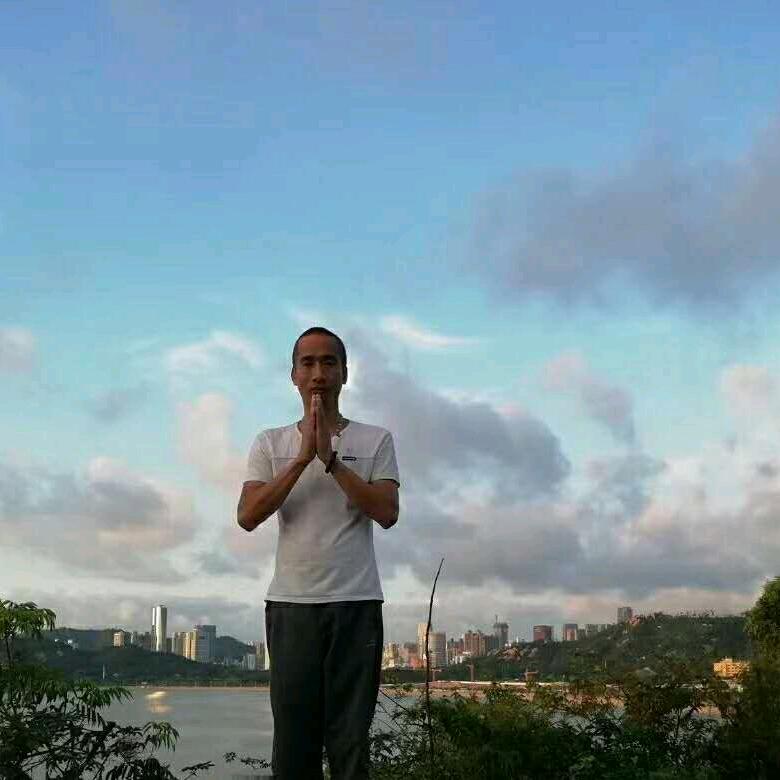 自在随缘随心随性，拈花一笑🌸