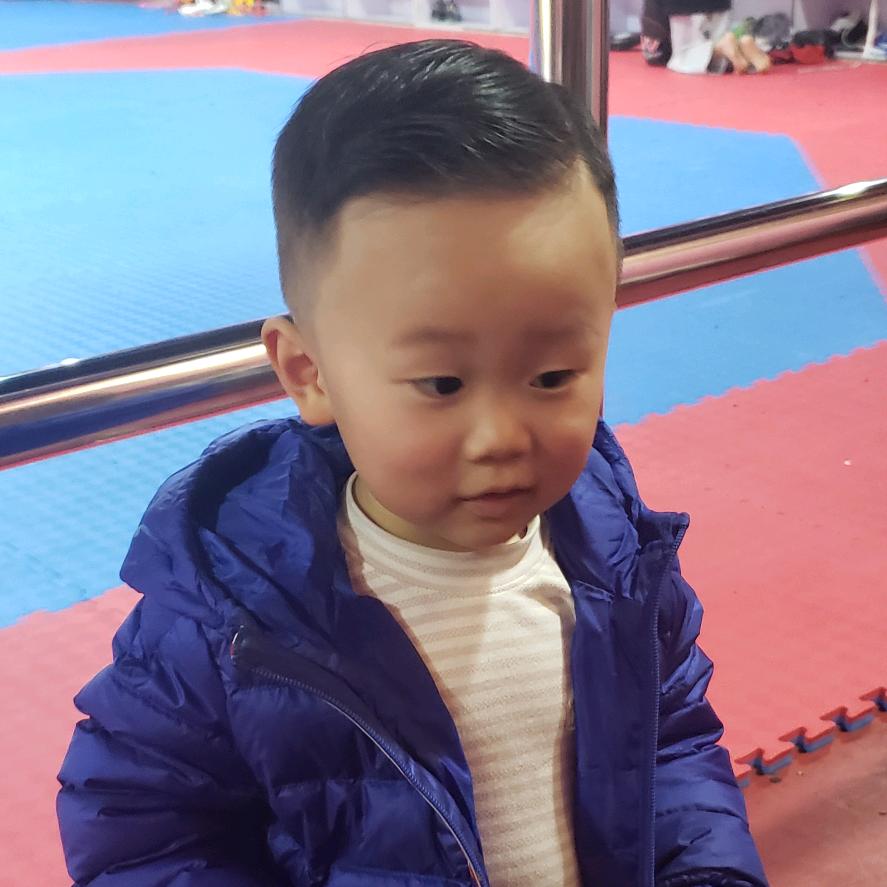 cq2020头像