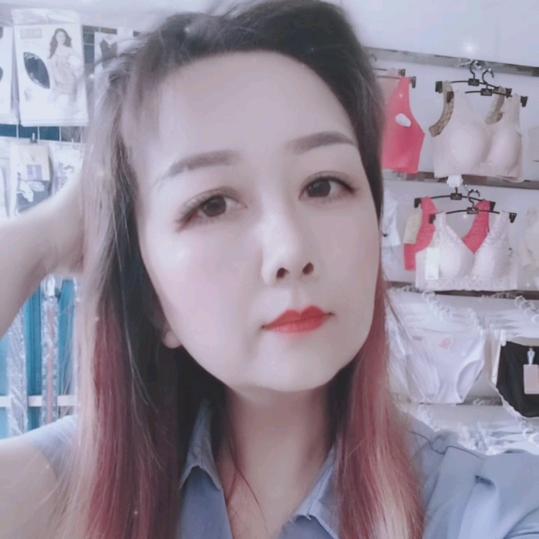 拥心沉默♡