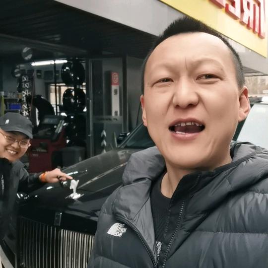 沈阳龙胎凤毂商贸有限公司