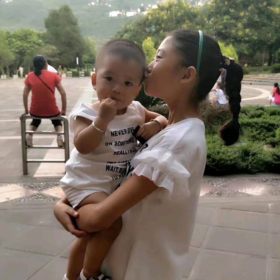 ……嘴唇``爱上烟