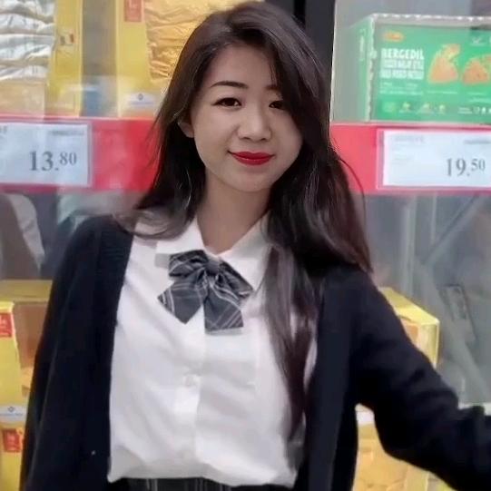 ༺ཌༀ吴所谓ༀད༻