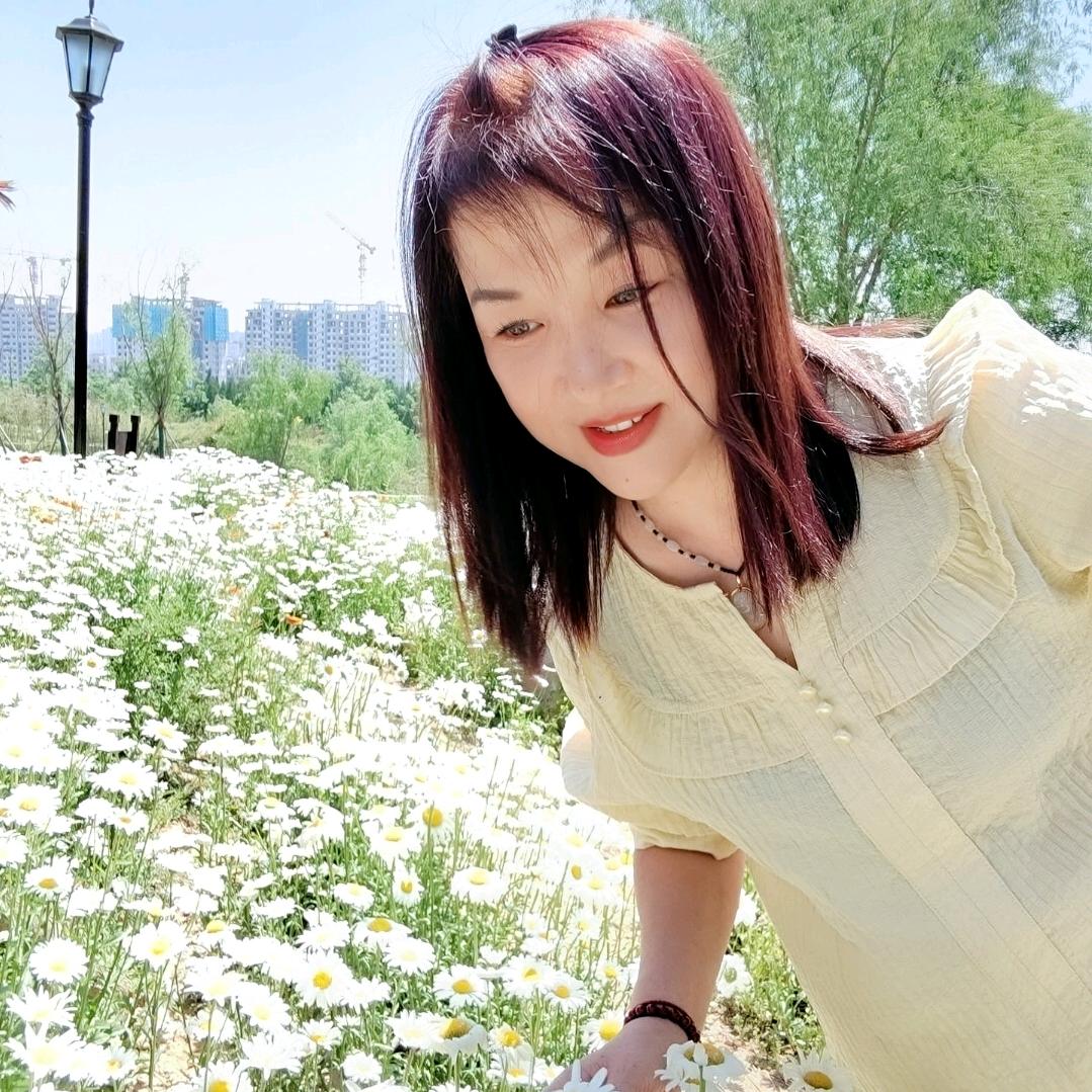 @这丫头很拽😃