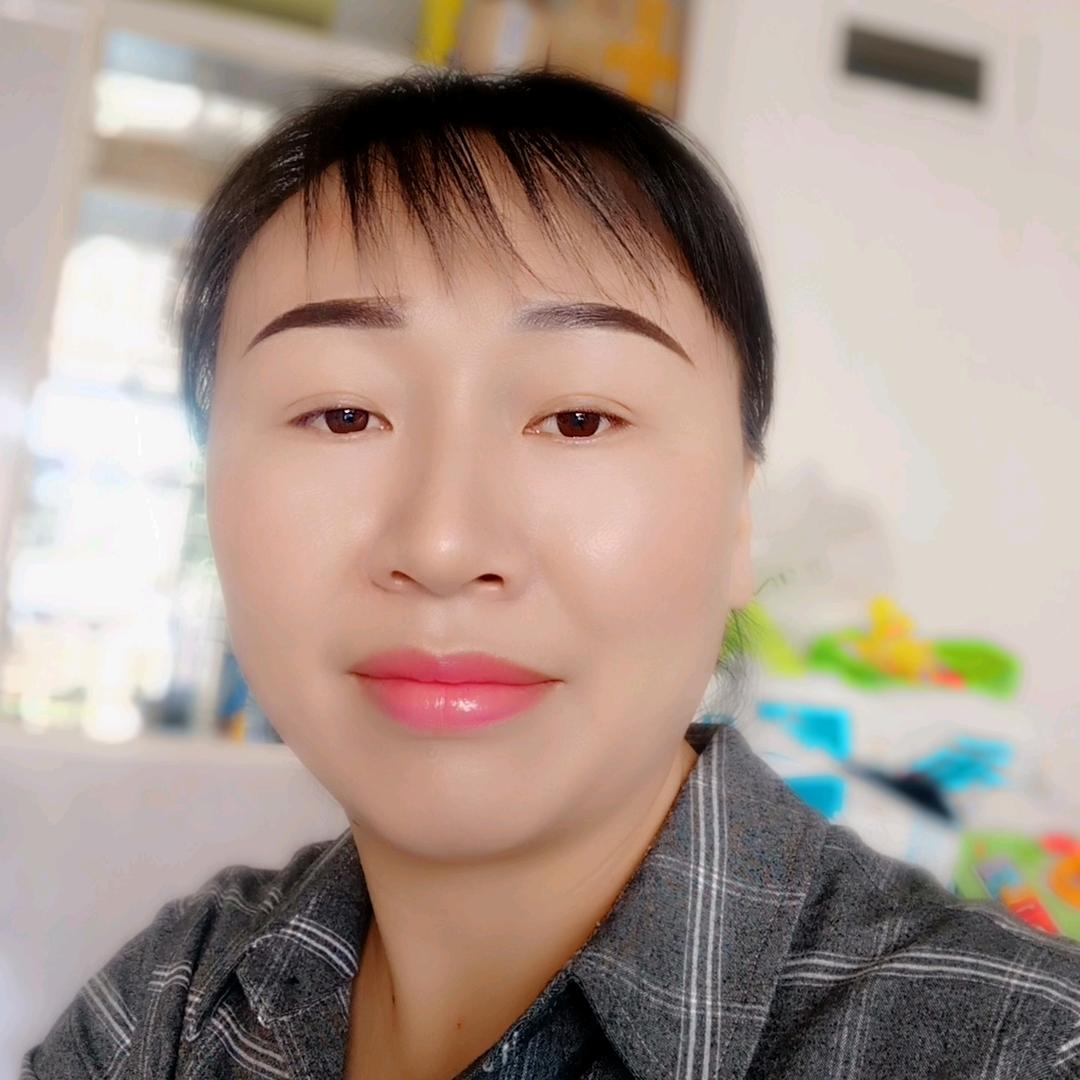 刘皮糖(づ ●─● )づ容儿