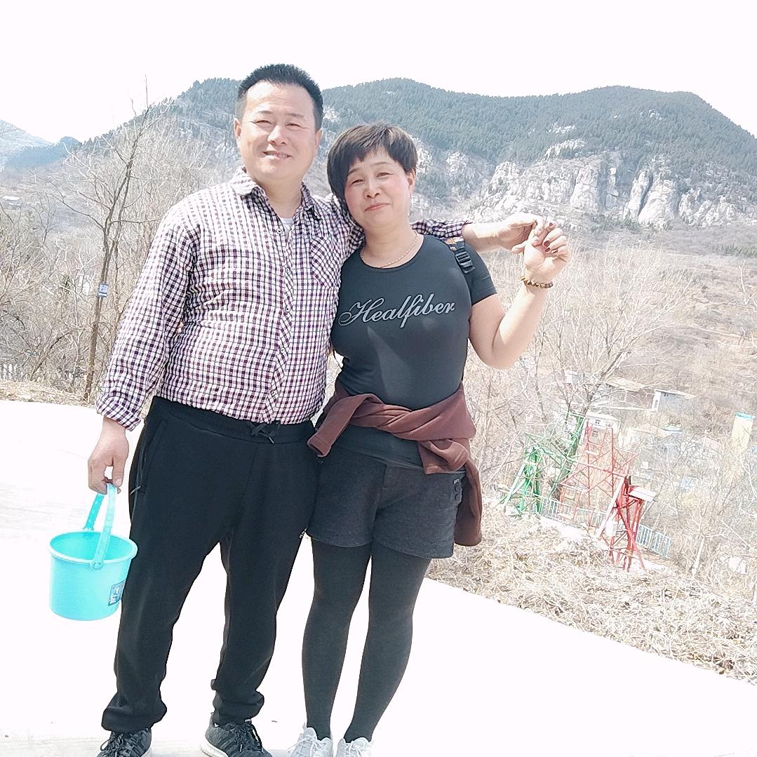 皮夹克和小棉袄