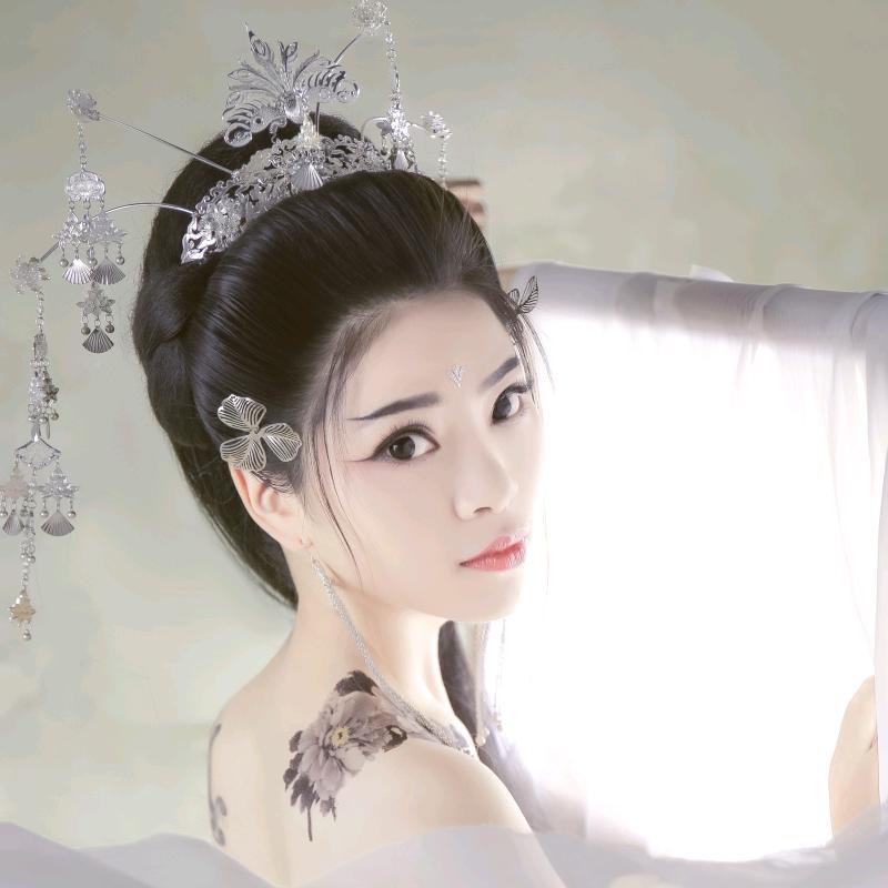 CICI-riddle_