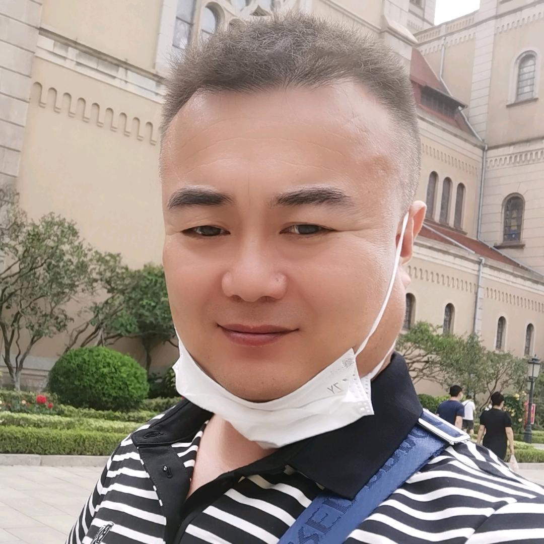阜阳“80后”旧衣回收