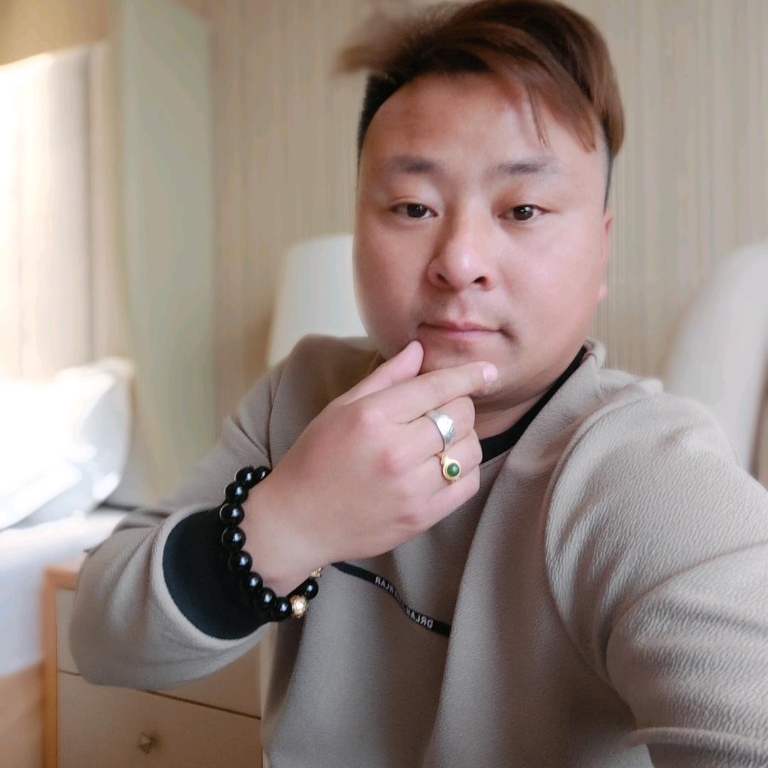 突飞智能插座水暖卫浴五金电动工具超市