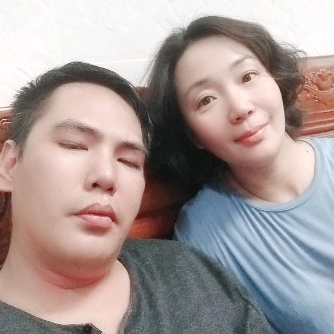 海豚女装精品店