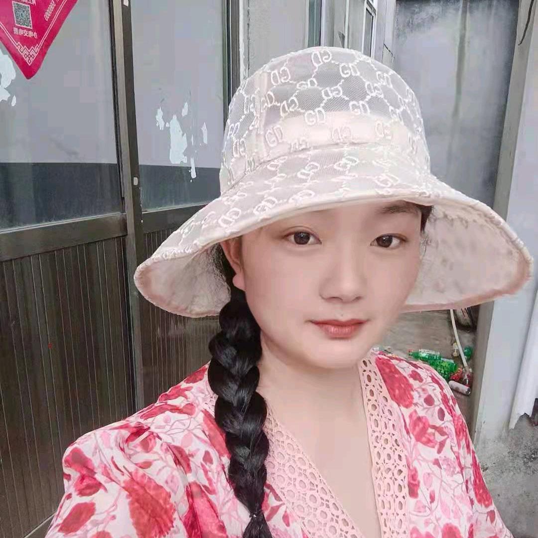 莉莉姐😜😜