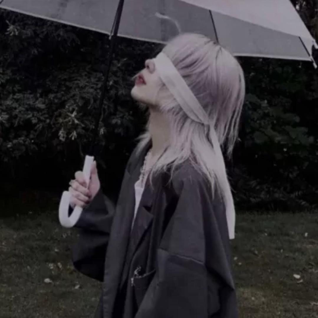 🌈摆烂咸鱼🐟