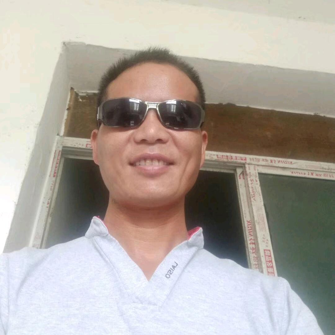 黄成平