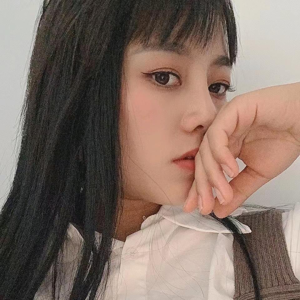 啊彩儿🍀🍀🍀🍀