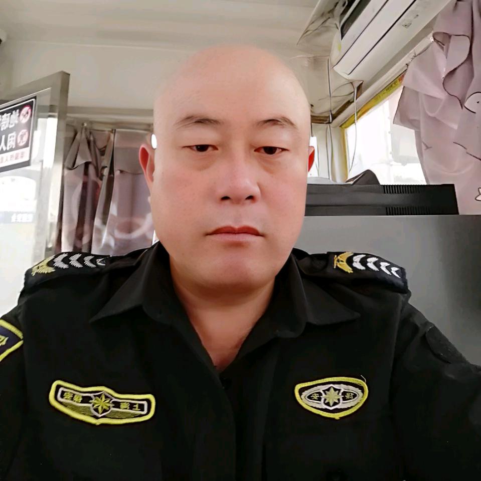 光头老王