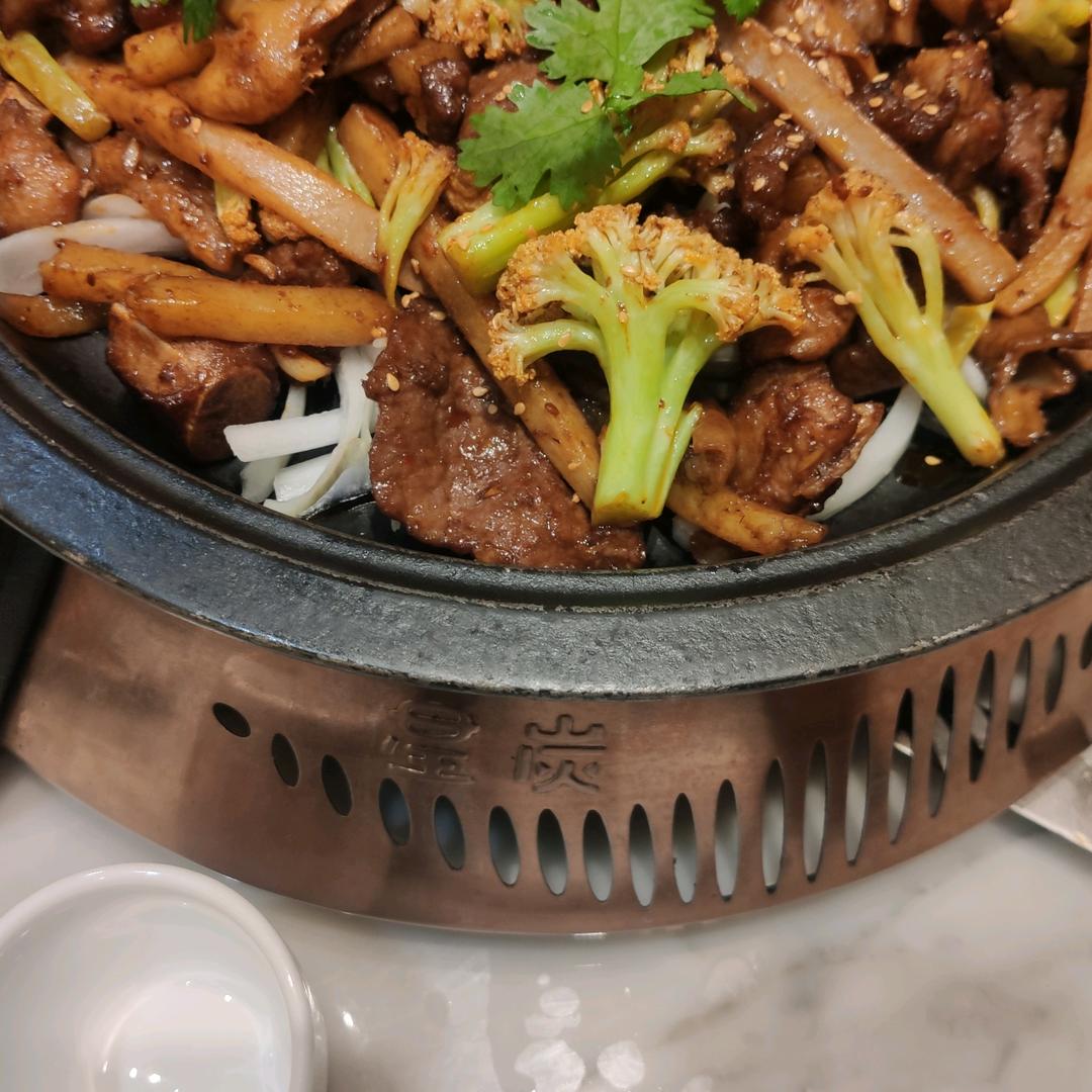 一鹿长虹