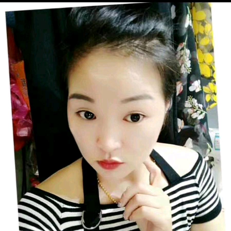 秀宝贝鞋服世界