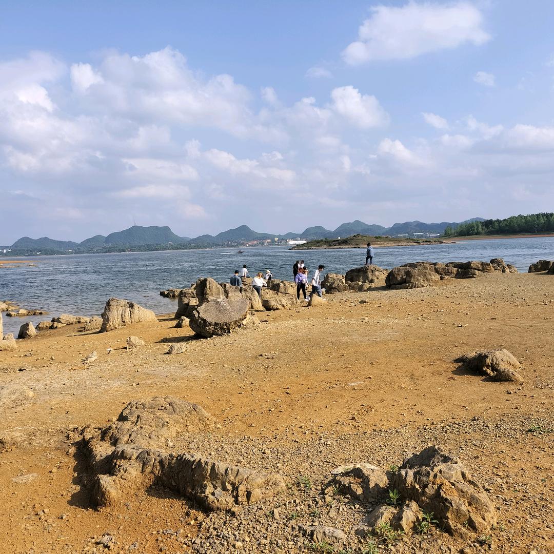 站街\阳光汽修