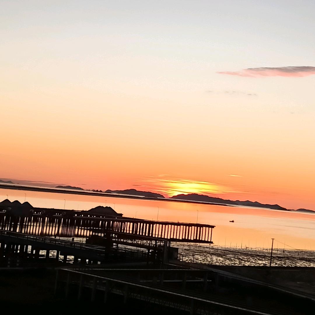 ℳ.ℓ微笑敷衍心疼᭄ꦿ࿐